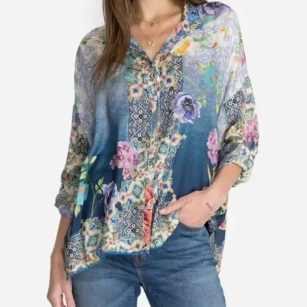 Johnny Was Elton Button Down Blouse Size: Small